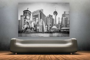 Düsseldorf schwarz-weiß Collage auf Leinwand und Acryl mit Rheinturm