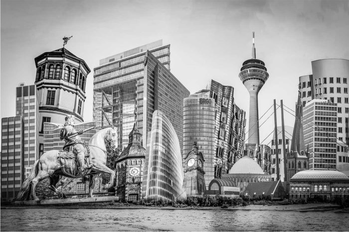 Düsseldorf schwarz-weiß Collage auf Leinwand und Acryl mit Rheinturm