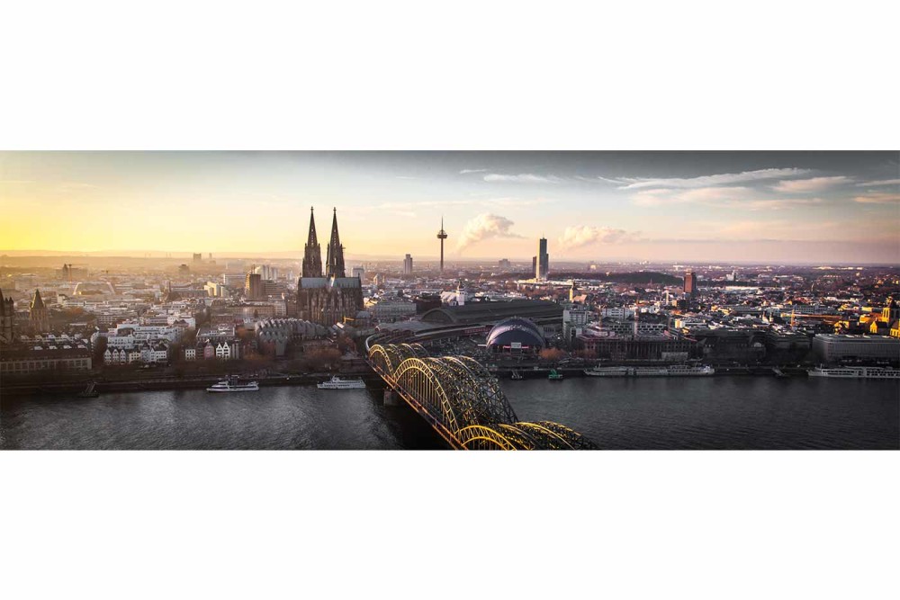 div.Größen Panorama Wandbild von Köln Skyline Neon Kunstdruck Leinwand