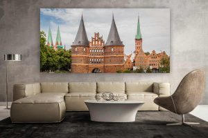 Panorama Lübeck mit dem Holstentor. Moderne Wand & Leinwandkunst