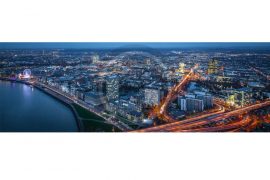 Stadt Panorama Düsseldorf am Rhein| Bild der Lichter bei Nacht