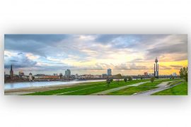 Skyline Kunst Panorama Bild & Fotokunst aus Düsseldorf | Sundowner over Düsseldorf