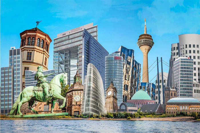 Düsseldorf,It’s your Town | Kunst Collage im XXL Panorama Format